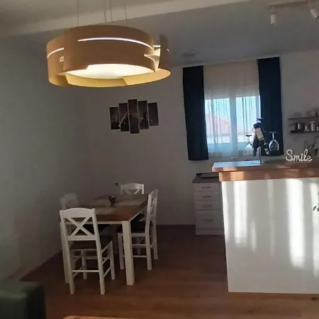 Vakantiehuis Nas Dom Oplenac Topola